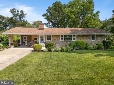 2002 Kershaw Ln, Wilmington, DE 19810