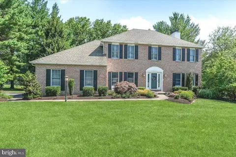 Exterior - 4 Pine Tree Ct, Hockessin, DE 19707 photo 2 of 8