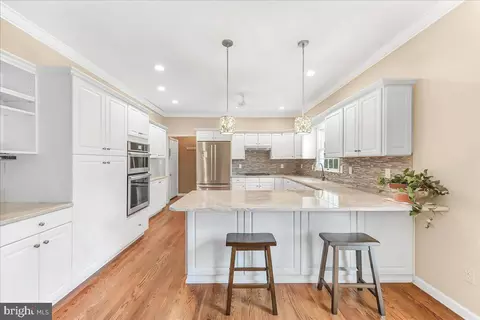 Kitchen - 4 Pine Tree Ct, Hockessin, DE 19707 photo 1 of 3