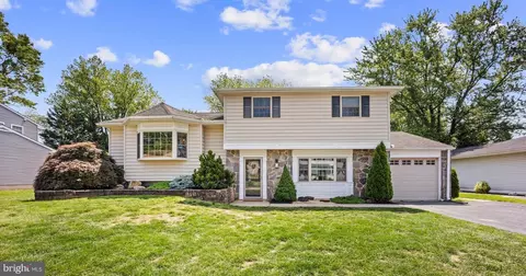 2614 Cayuga Rd, Wilmington, DE 19810
