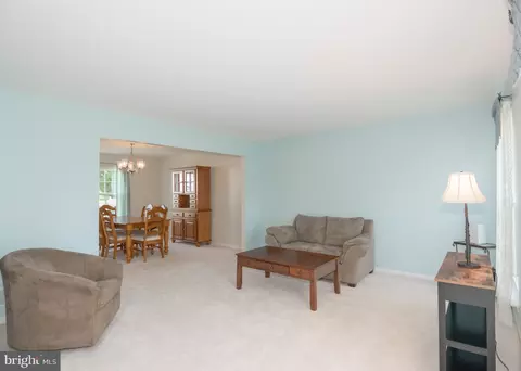 Living - 131 Ascot Ct, Bear, DE 19701 photo 1 of 4