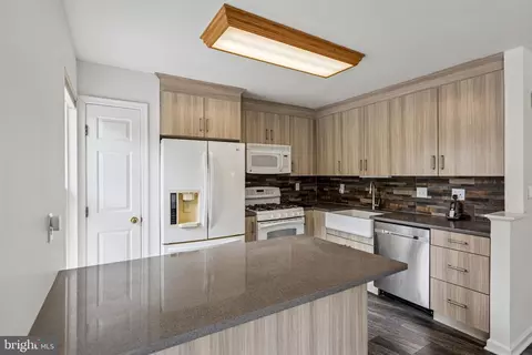 Kitchen - 8 Printz Dr, Bear, DE 19701 photo 1 of 3