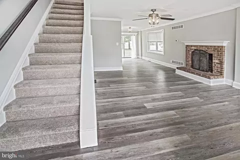 401 Barley Dr, Newark, DE 19702