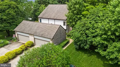 201 Steeplechase Cir, Wilmington, DE 19808