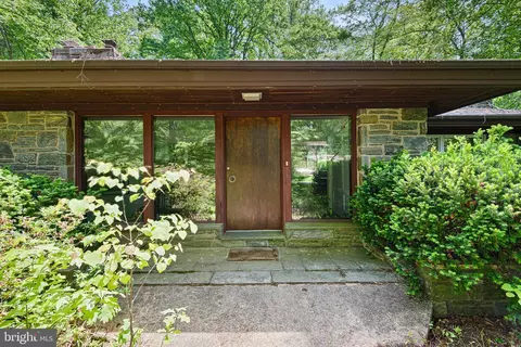 1710 Gunning Dr, Wilmington, DE 19803