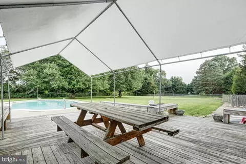 Exterior - 148 Netherlands Dr, Middletown, DE 19709 photo 9 of 17