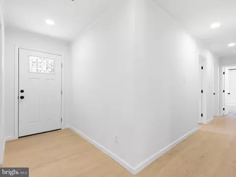 Entry Way - 23 Knickerbocker Dr, Newark, DE 19713 photo 1 of 1