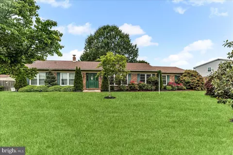 228 Benjamin Blvd, Bear, DE 19701 photo 2