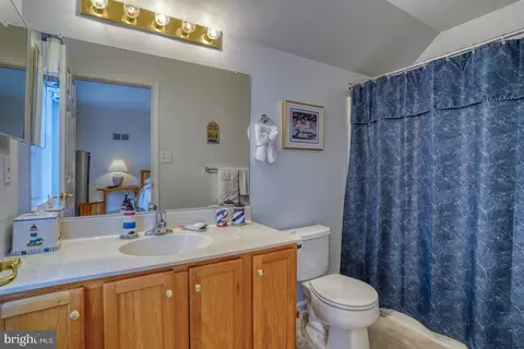 Bath - 577 Whispering Trl, Middletown, DE 19709 photo 1 of 3