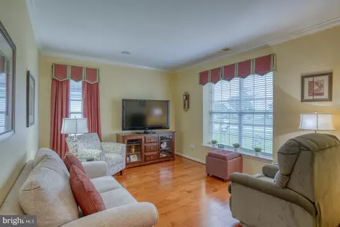 Living - 577 Whispering Trl, Middletown, DE 19709 photo 1 of 2