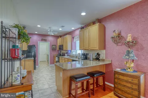 Entry Way - 577 Whispering Trl, Middletown, DE 19709 photo 2 of 4