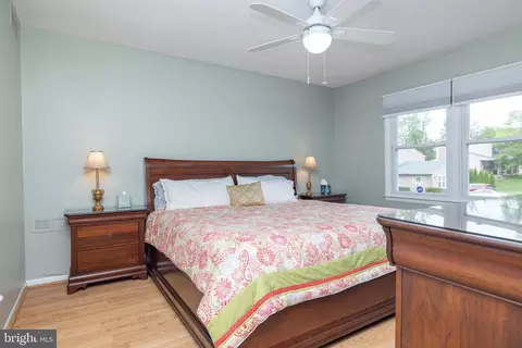 Bedroom - 127 Pawnee Ct, Newark, DE 19702 photo 9 of 12