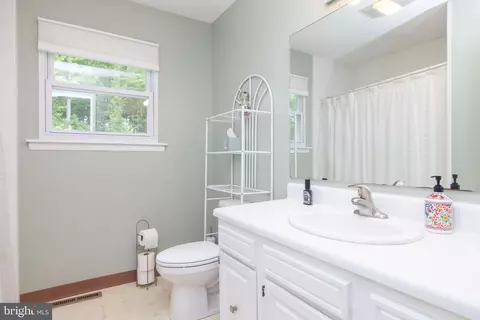 Other - 127 Pawnee Ct, Newark, DE 19702 photo 9 of 13