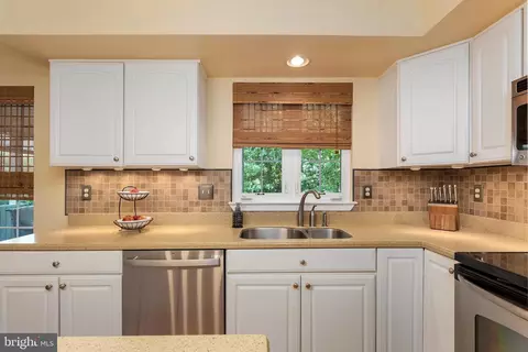 Kitchen - 6 Thunder Gulch, Newark, DE 19702 photo 1 of 4