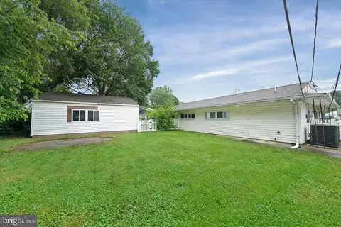 Exterior - 12 S Kingston Rd, Newark, DE 19713 photo 3 of 3