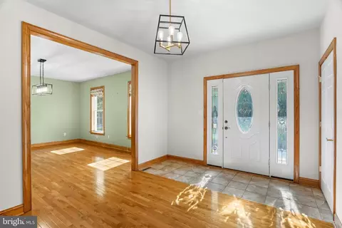 Entry Way - 1211 Dexter Corner Rd, Townsend, DE 19734 photo 1 of 6