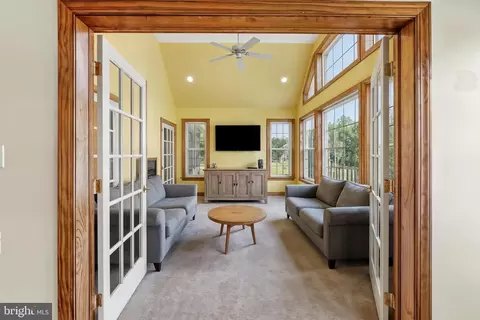 Entry Way - 1211 Dexter Corner Rd, Townsend, DE 19734 photo 5 of 6