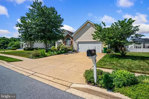 114 E Minglewood Dr, Middletown, DE 19709
