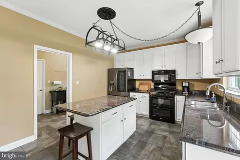 Kitchen - 28 White Birch Blvd, Bear, DE 19701 photo 6 of 6