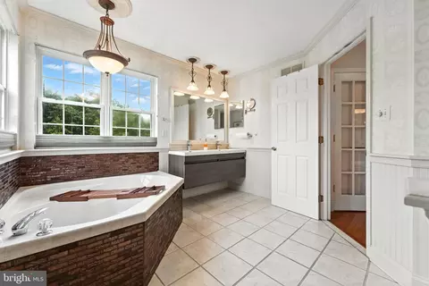 Bath - 28 White Birch Blvd, Bear, DE 19701 photo 5 of 6
