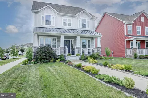 629 Spring Hollow Dr, Middletown, DE 19709