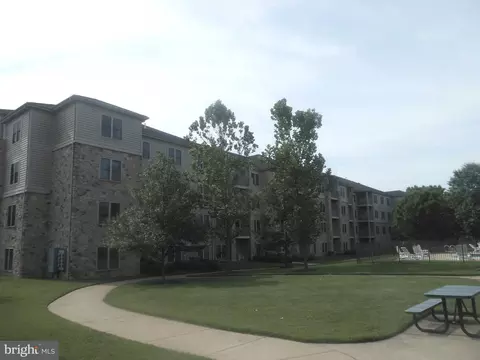 1000 Fountainview Cir #1212, Newark, DE 19713