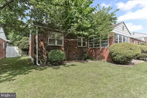 305 Rosemont Dr, Wilmington, DE 19804