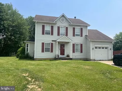 14 Three Rivers Ct, Newark, DE 19702