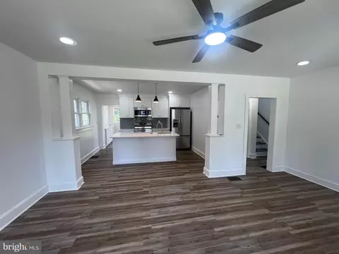 Entry Way - 2 Ridge Ave, Newark, DE 19711 photo 1 of 3
