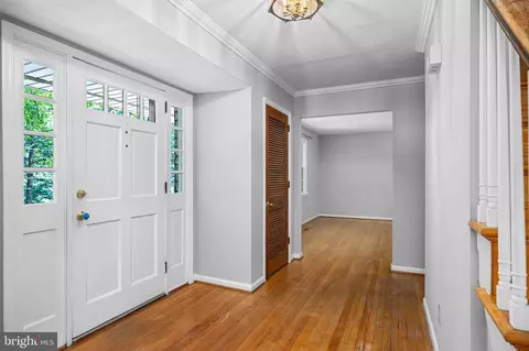 Entry Way - 403 Dove Dr, Newark, DE 19713 photo 4 of 4