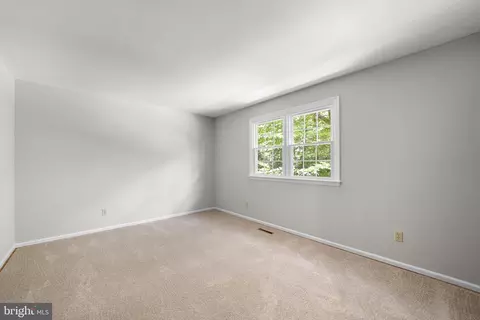 Bedroom - 403 Dove Dr, Newark, DE 19713 photo 5 of 5
