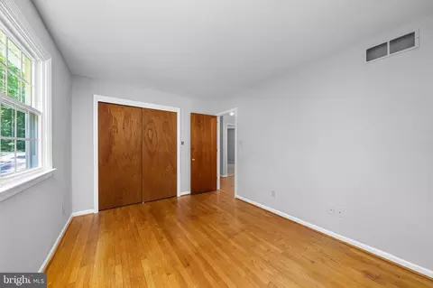 Bedroom - 403 Dove Dr, Newark, DE 19713 photo 2 of 5
