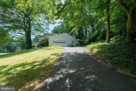 Exterior - 403 Dove Dr, Newark, DE 19713 photo 8 of 8
