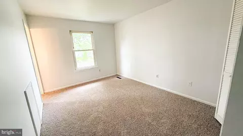 Bedroom - 1000 Old Forge Rd, New Castle, DE 19720 photo 2 of 3