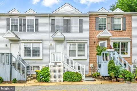 111 Gateway Dr, Newark, DE 19711