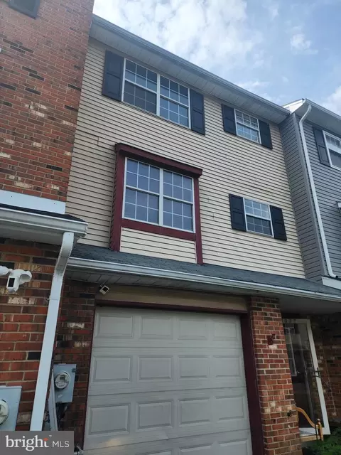 3037 Greenshire Ave, Claymont, DE 19703