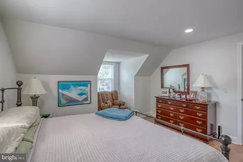 Bedroom - 59 E Shady Dr, Newark, DE 19713 photo 6 of 6
