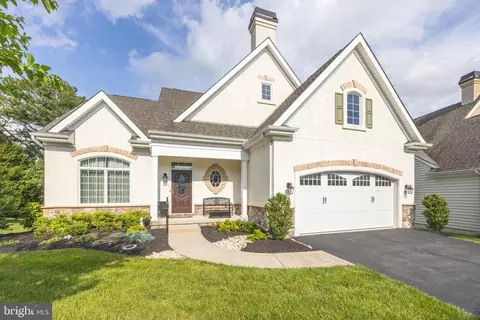 222 Carlow Dr, Wilmington, DE 19808