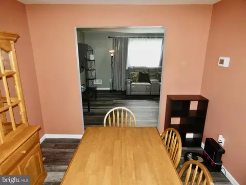 Dining - 23 Upland Ct, Newark, DE 19713 photo 4 of 5
