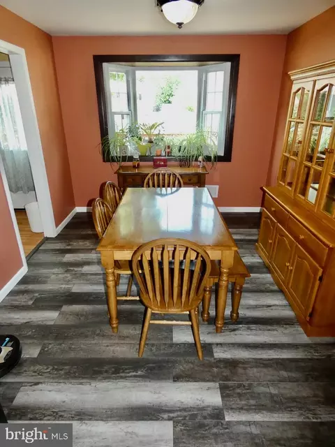 Dining - 23 Upland Ct, Newark, DE 19713 photo 1 of 5