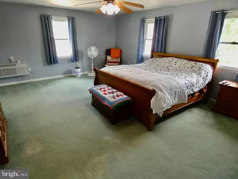 Bedroom - 23 Upland Ct, Newark, DE 19713 photo 1 of 10