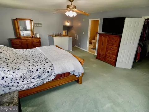 Bedroom - 23 Upland Ct, Newark, DE 19713 photo 4 of 10