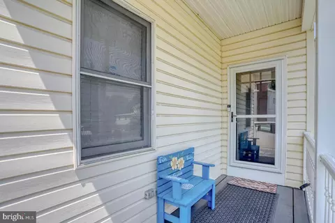 Exterior - 646 Commerce St, Townsend, DE 19734 photo 2 of 7