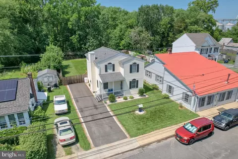 View/Area - 646 Commerce St, Townsend, DE 19734 photo 1 of 3