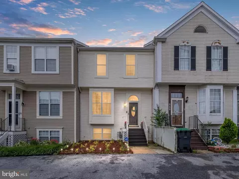 423 Feather Dr, Newark, DE 19702