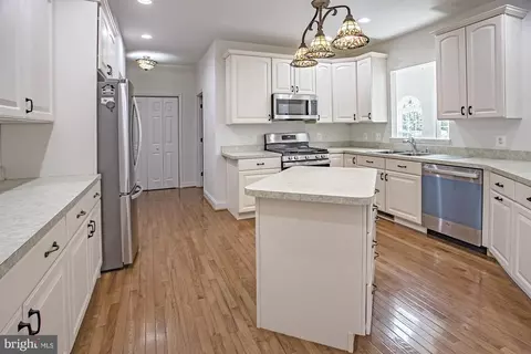 Kitchen - 805 Haley St, Middletown, DE 19709 photo 3 of 5
