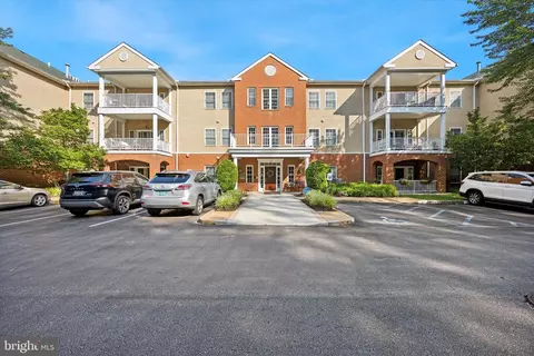 1515 Rockland Rd #102, Wilmington, DE 19803
