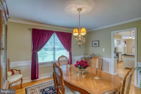 Dining - 140 Honora Dr, Bear, DE 19701 photo 2 of 3