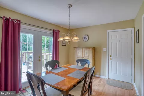Dining - 140 Honora Dr, Bear, DE 19701 photo 3 of 3