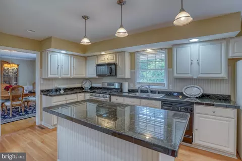 Kitchen - 140 Honora Dr, Bear, DE 19701 photo 1 of 2